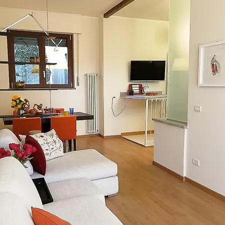 La Petite Dame - Maggiore - 100 M From The Апартаменты