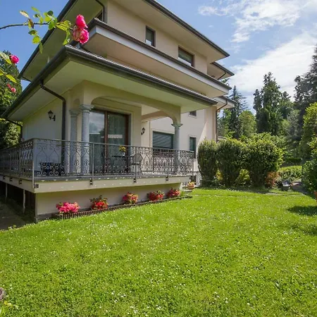 Апартаменты La Petite Dame - Maggiore - 100 M From The