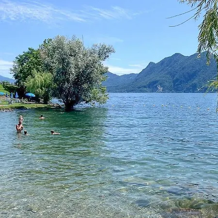 La Petite Dame - Maggiore - 100 M From The Apartment Verbania