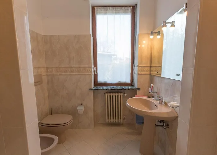 Apartment La Petite Dame - Maggiore - 100 M From The Verbania